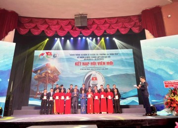 CB - NV TĐGDQT Nam Việt vinh dự được kết nạp Hội viên CLB 