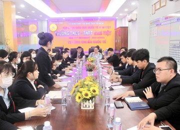 TĐ GDQT Nam Việt tổ chức họp bộ phận Quản nhiệm về công tác quản lý học sinh tháng 11 - 2022