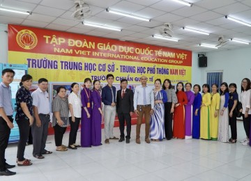 Đoàn kiểm tra chuyên môn Chương trình song ngữ Cambridge Trường Tiểu học Nam Việt